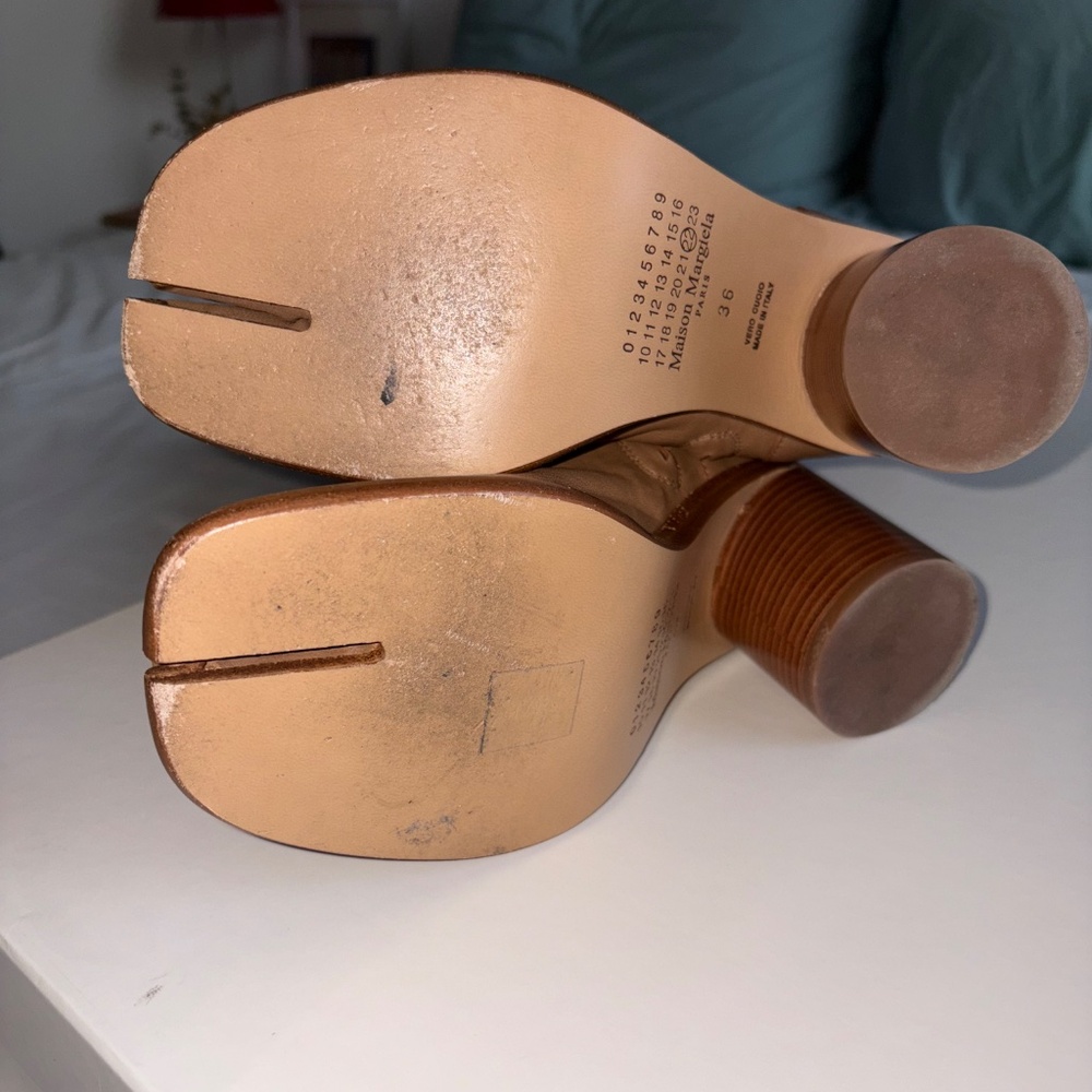 Tall Tan Margiela Tabi Boots - Picture 4 of 7